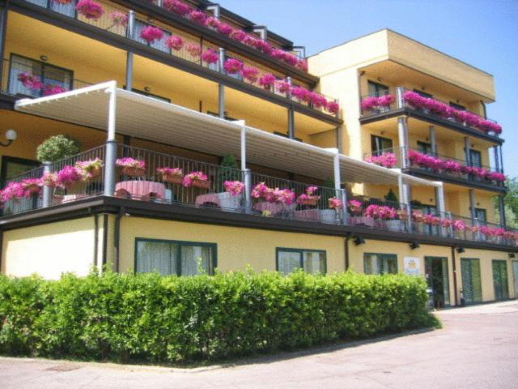 Moniga del Garda Ahg Riva Del Sole Hotel - Adults Only מראה חיצוני תמונה