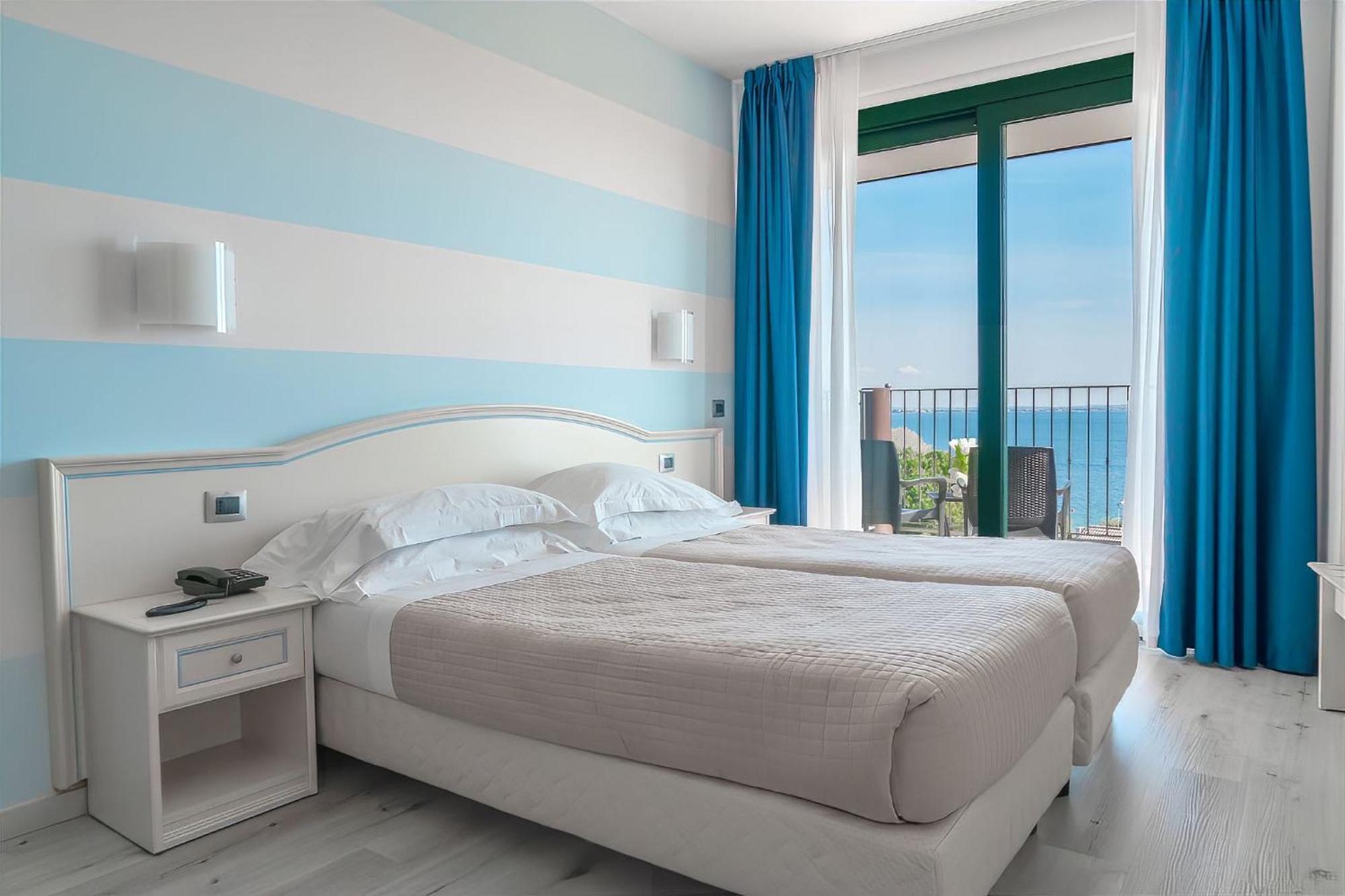Moniga del Garda Ahg Riva Del Sole Hotel - Adults Only מראה חיצוני תמונה