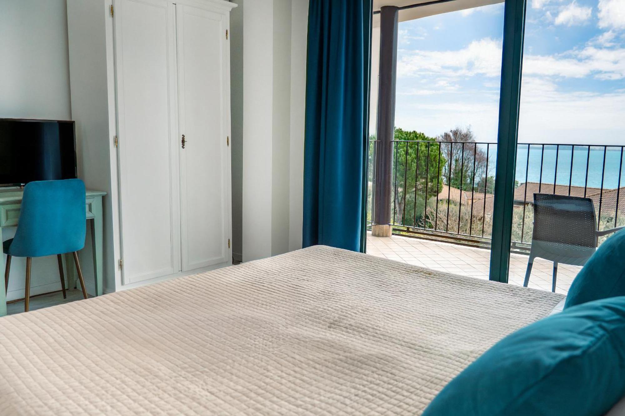 Moniga del Garda Ahg Riva Del Sole Hotel - Adults Only מראה חיצוני תמונה