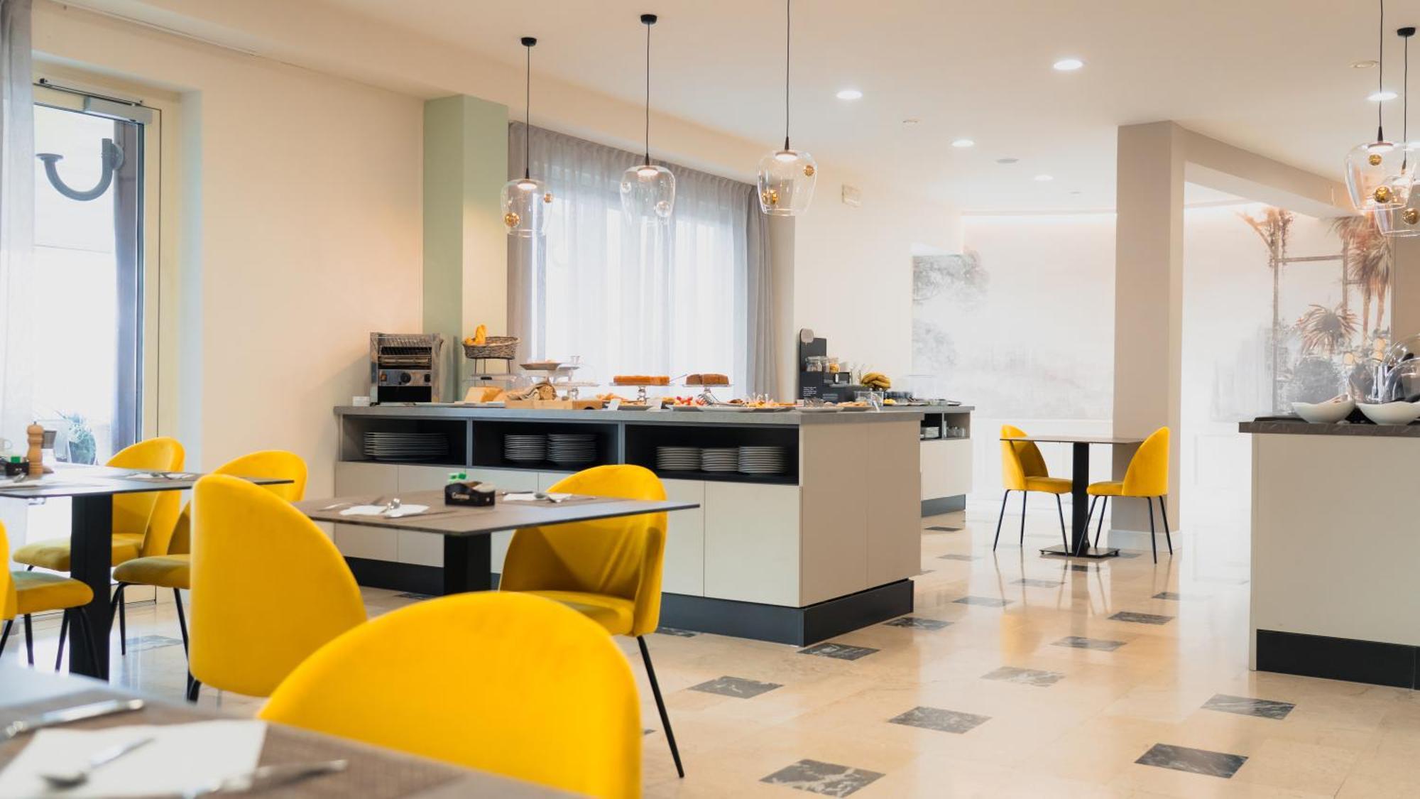 Moniga del Garda Ahg Riva Del Sole Hotel - Adults Only מראה חיצוני תמונה